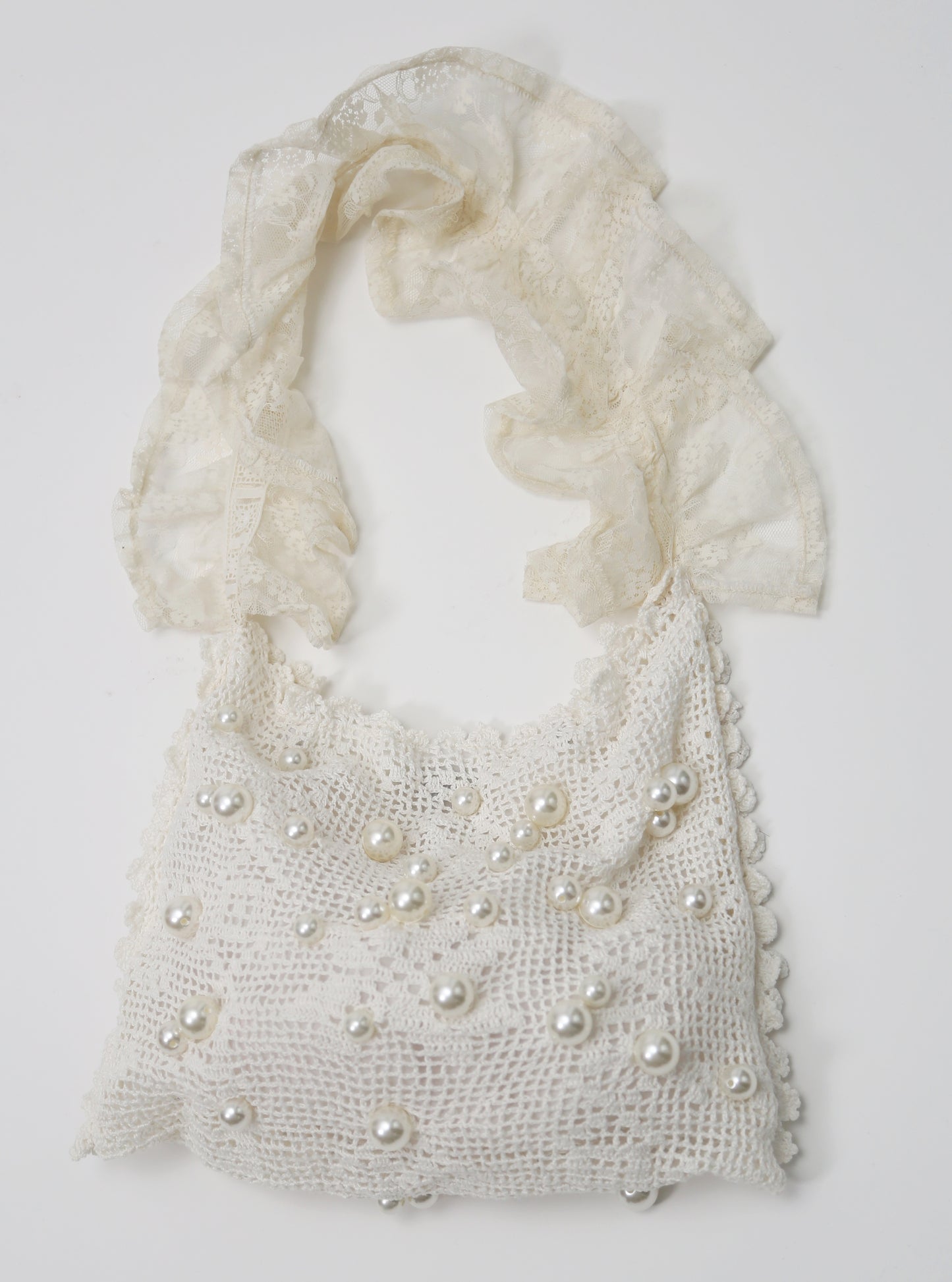 Crochet bag pearls
