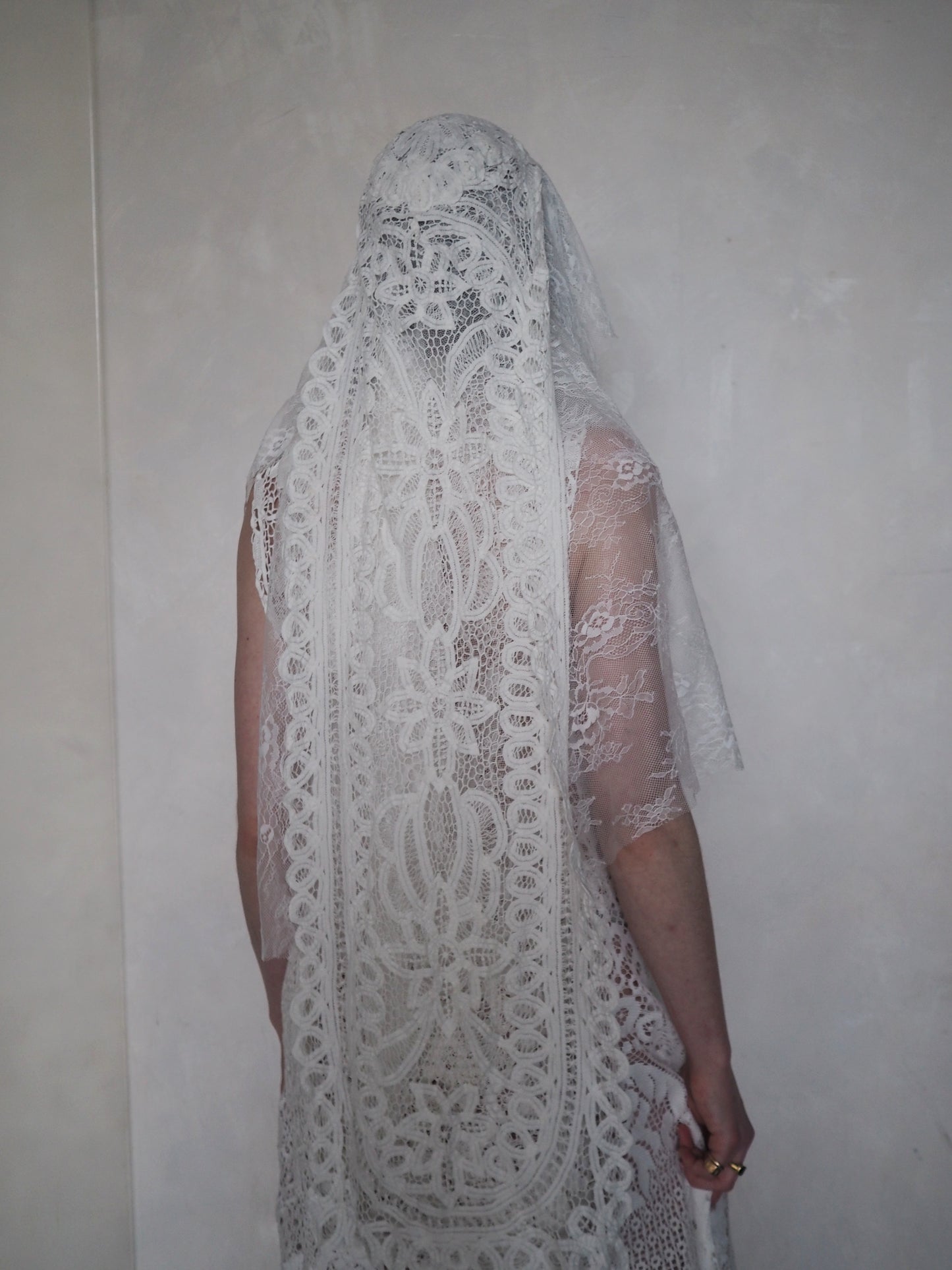 Lace Veil Headpiece