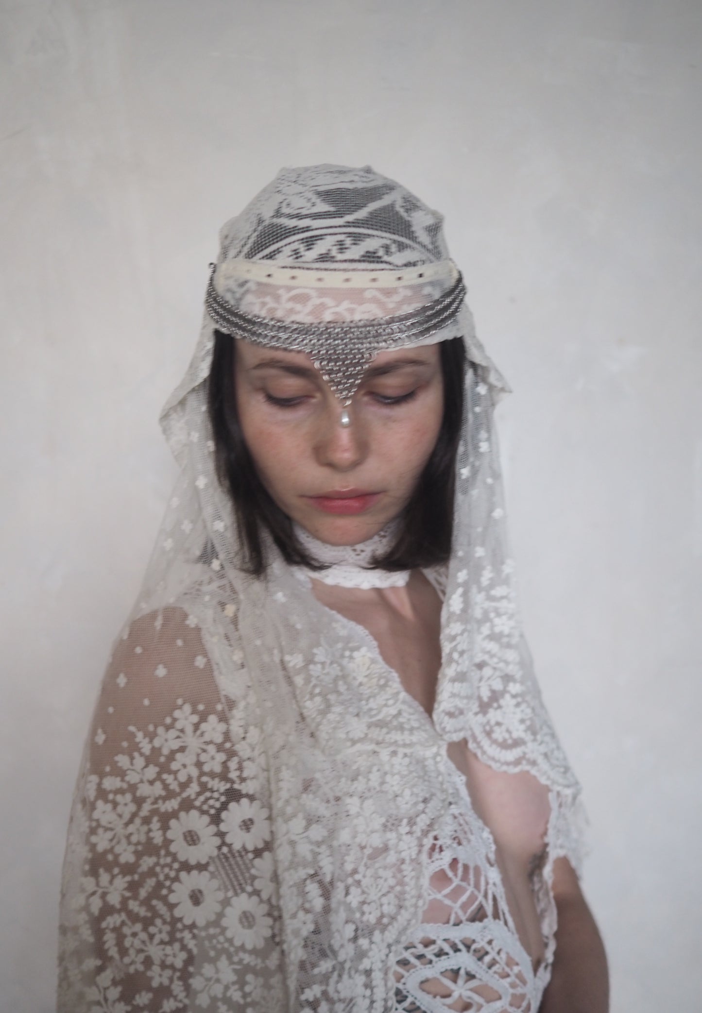 Lace & Chain Veil Headpiece