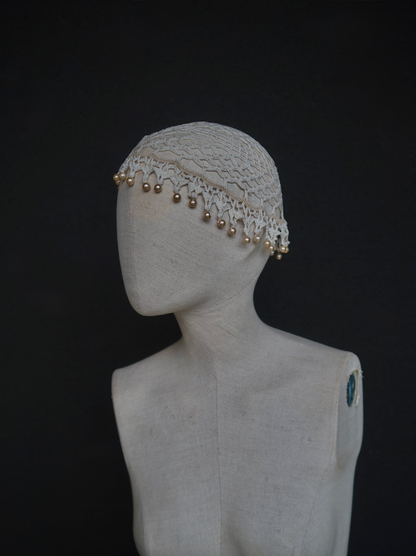 Crochet and pearls headpiece