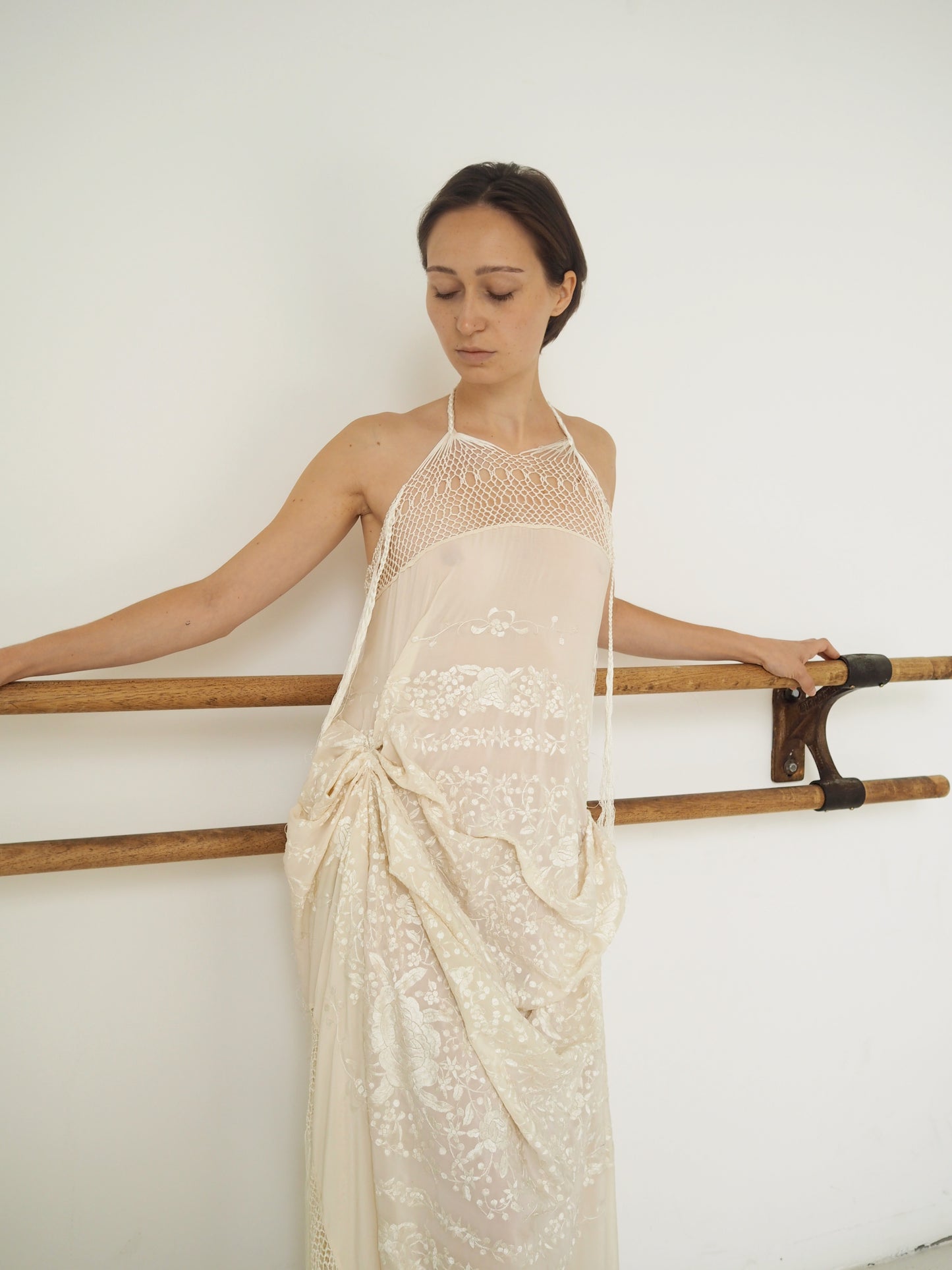 SILK DRESS — VINTAGE MANTÓN DE MANILA