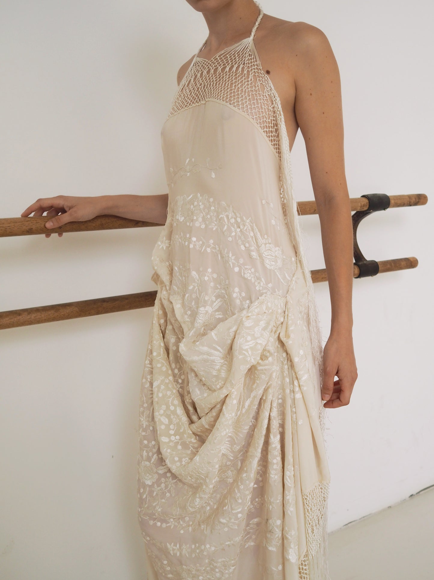 SILK DRESS — VINTAGE MANTÓN DE MANILA