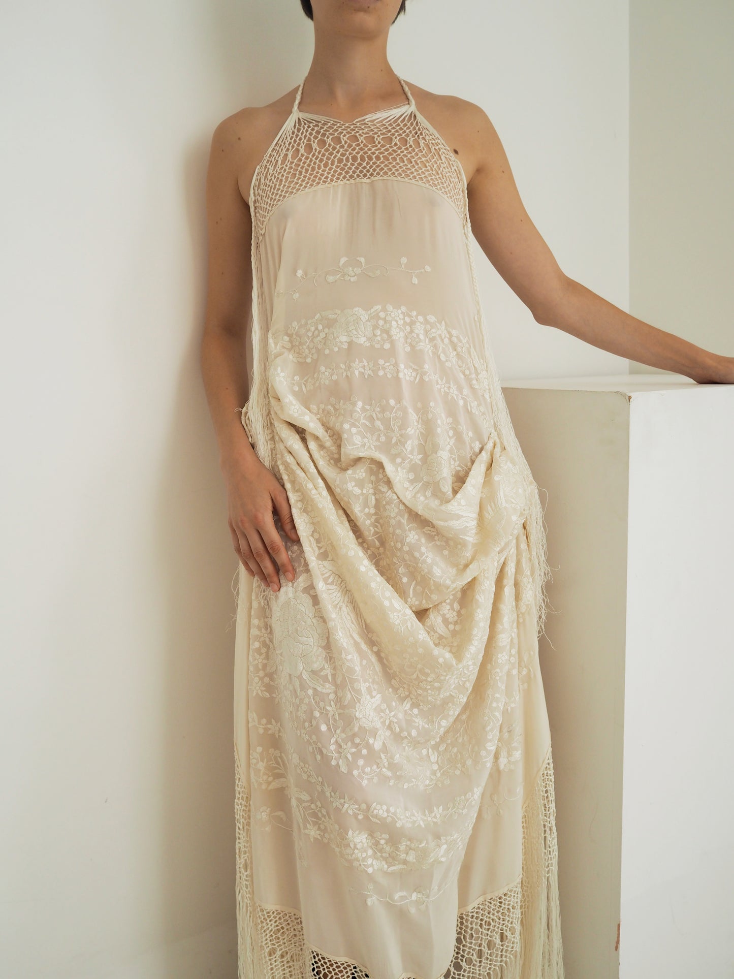 SILK DRESS — VINTAGE MANTÓN DE MANILA