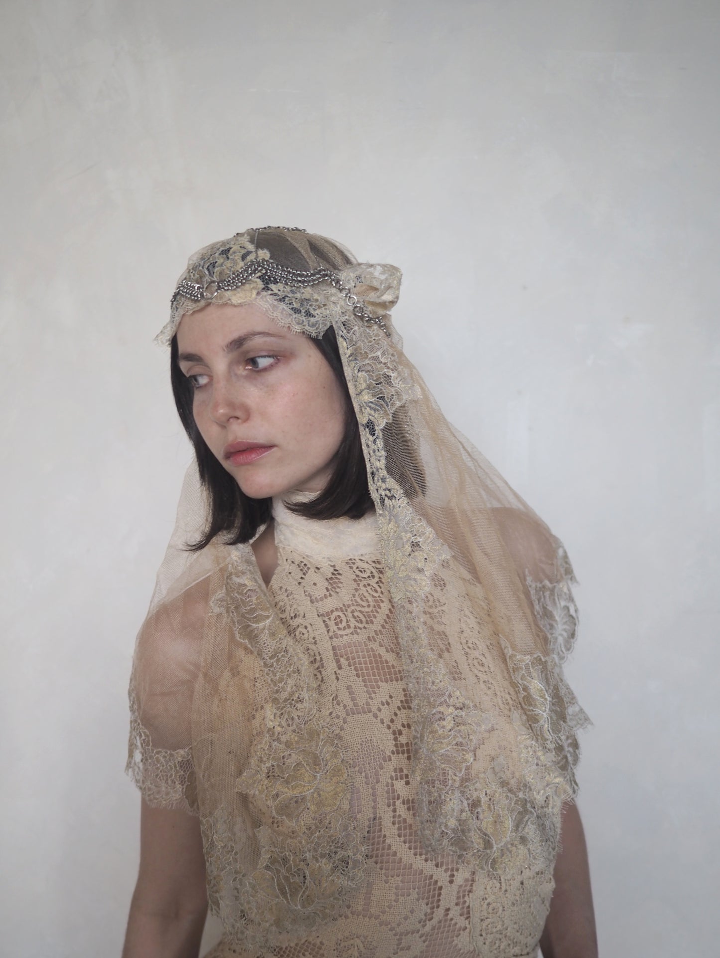 Lace Veil Headpiece with metal structure