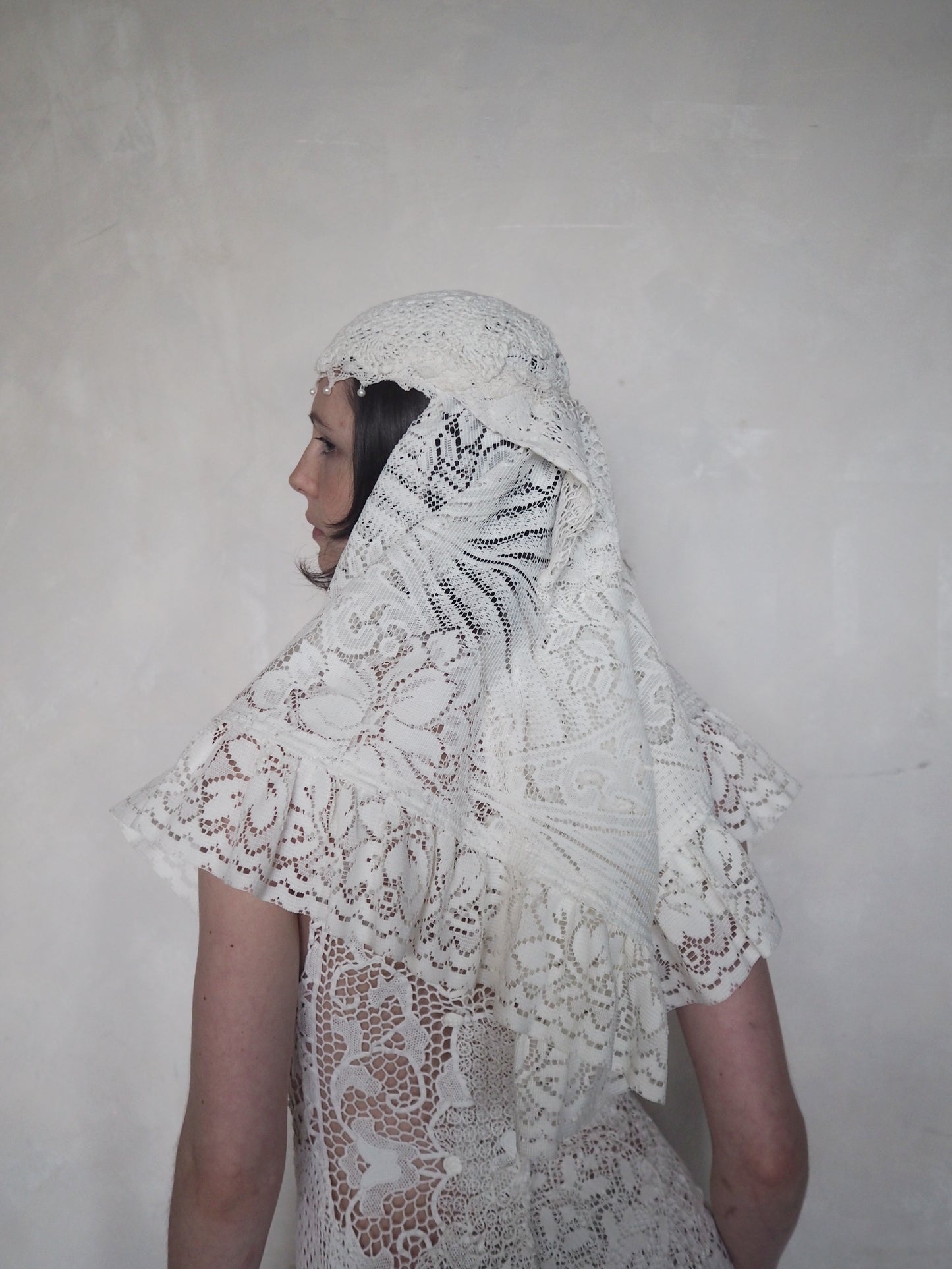 Crochet and pearls headpiece