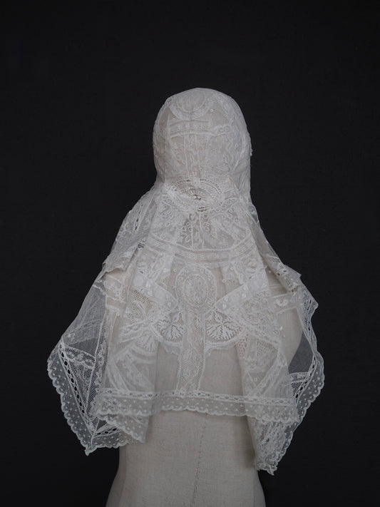 Pearl Lace Veil Headpiece