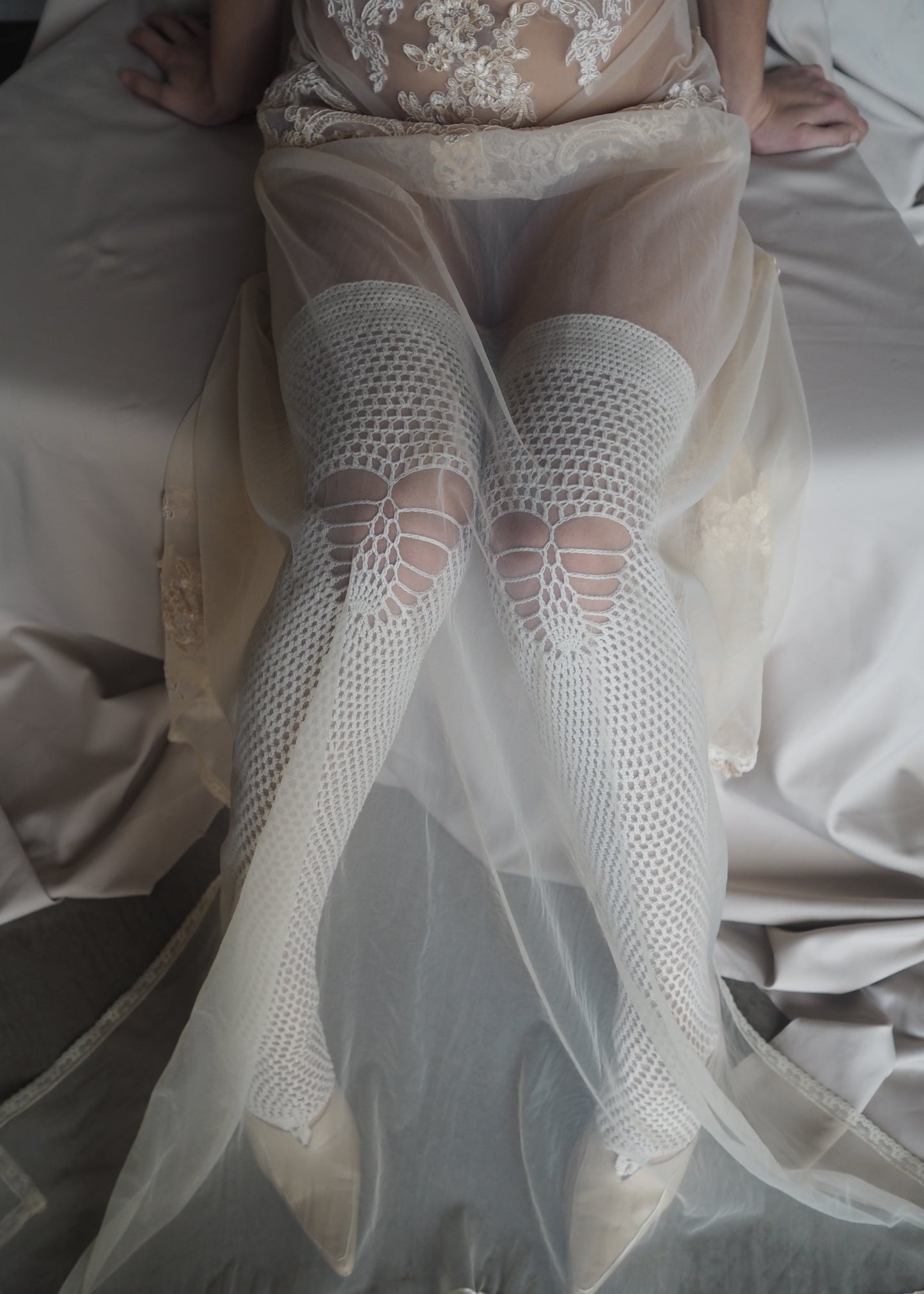 HAND-CROCHETED TIGHTS/ BEIGE