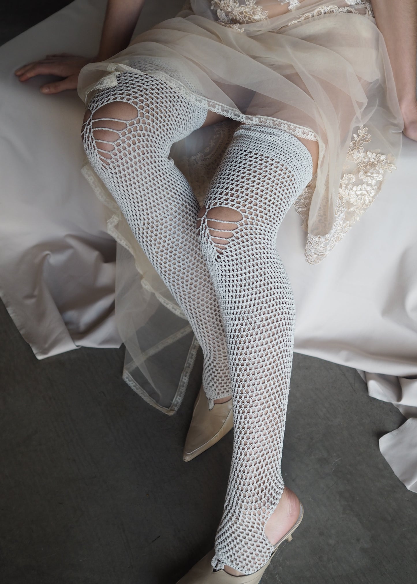 HAND-CROCHETED TIGHTS/ BEIGE