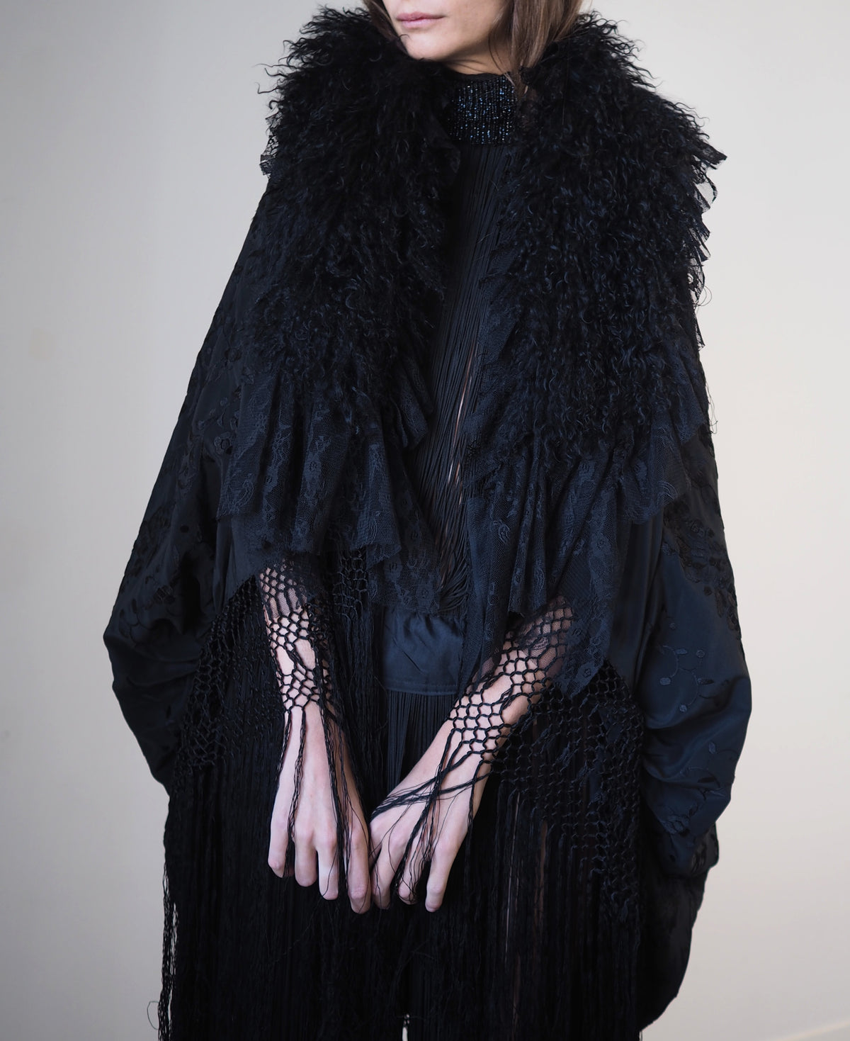 Mantón Jacket - Black Wool