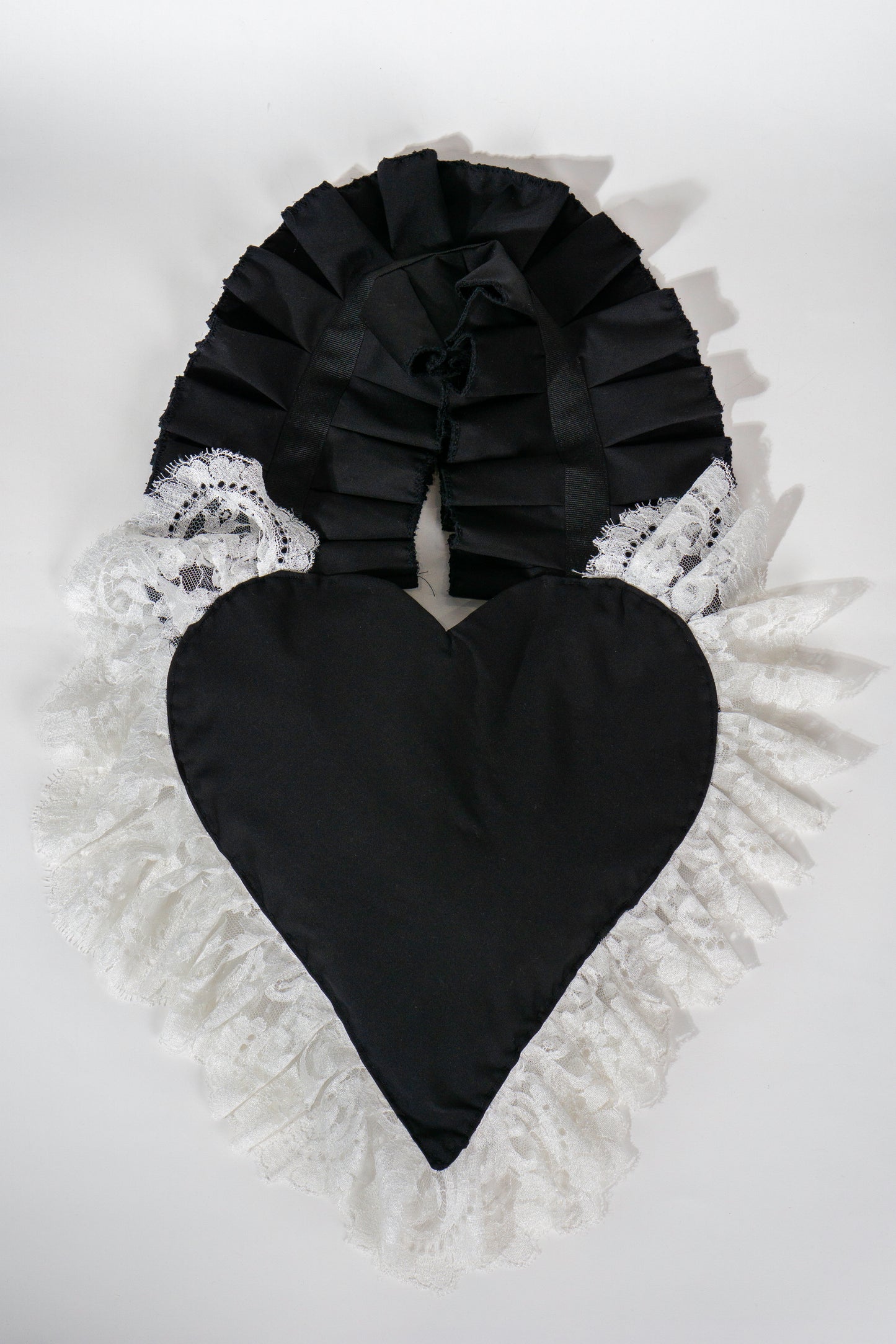 Heart Bag Black x Rachelle Cunningham