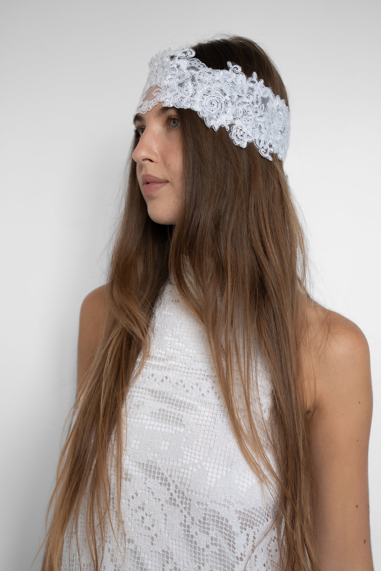 Lace band headpiece