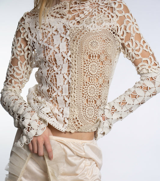 LONG SLEEVED CROCHET TOP 3